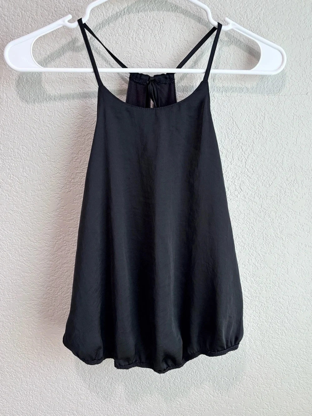 Abercrombie & Fitch Black Strappy Halter Tank Top w/ Bubble Hem Women’s Size XS